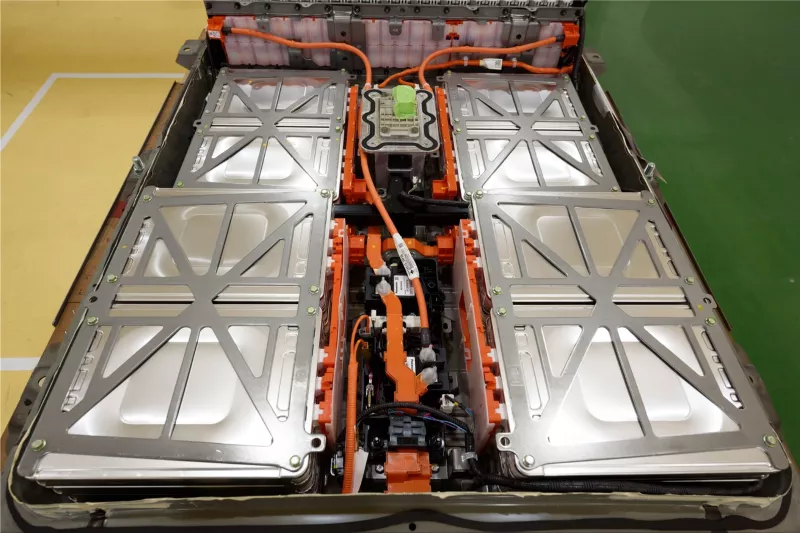 Electric vehicle battery