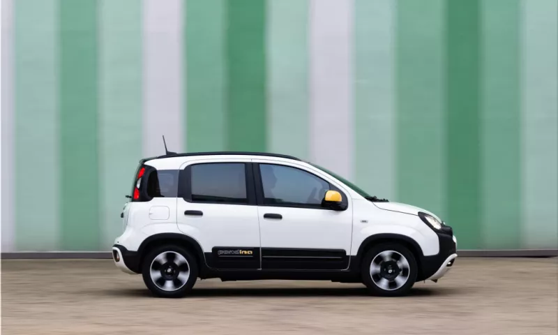 2024 Fiat Panda Hybrid: The Little Car Gets a Big Tech Boost